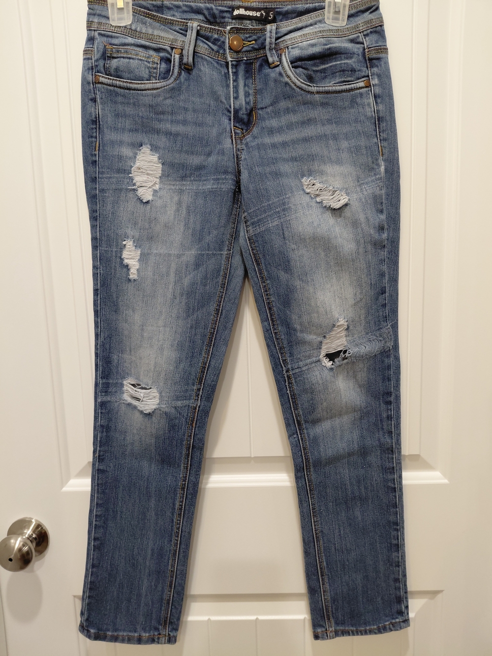 Dollhouse Medium Blue Distressed Straight-Leg Jeans ##2005